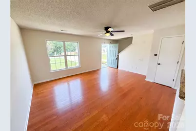 6121 Linda Vista Lane, Charlotte, NC 28216 - Photo 7