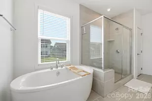 6018 Valehaven Pl, Charlotte, NC 28269 - Photo 29