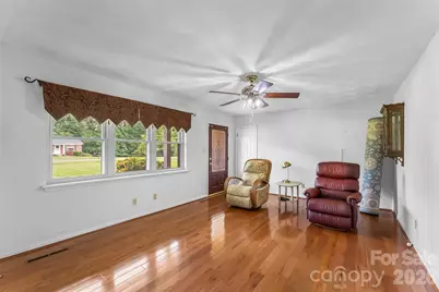 5305 Icard Ridge Road, Hickory, NC 28601 - Photo 5