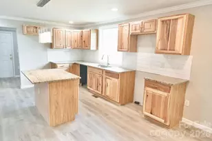 538 2nd St, Chester, SC 29706 - Photo 7