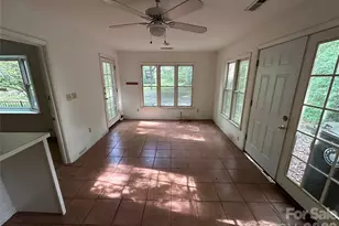 5 Lone Pine Rd, Asheville, NC 28803 - Photo 23