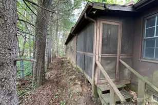 5 Lone Pine Rd, Asheville, NC 28803 - Photo 3