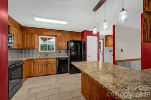 581 Barry Oak Rd, Statesville, NC 28625 - Photo 3