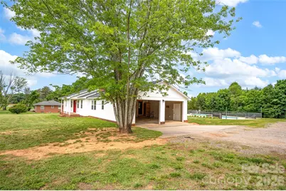 581 Barry Oak Road, Statesville, NC 28625 - Photo 17