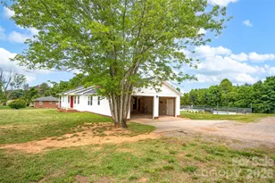 581 Barry Oak Rd, Statesville, NC 28625 - Photo 17