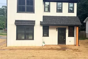 304 N 14th St, Bessemer City, NC 28016 - Photo 1