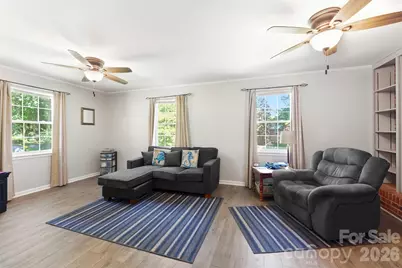 121 E Summersby Street, Fort Mill, SC 29715 - Photo 27