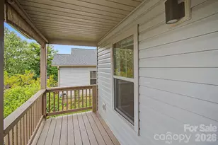 31 Yarrow Meadow Rd, Weaverville, NC 28787 - Photo 3