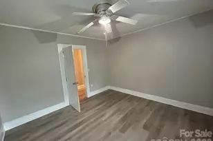 210 Oakdale St, Gastonia, NC 28054 - Photo 11