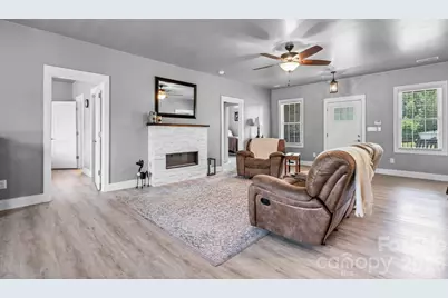 1100 Rainbow Drive, Mount Holly, NC 28120 - Photo 5