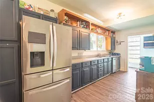 365 N Washington St, Rutherfordton, NC 28139 - Photo 13