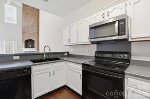10781 Essex Hall Dr, Charlotte, NC 28277 - Photo 9