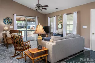 9 Coquina Ln, Leicester, NC 28748 - Photo 5