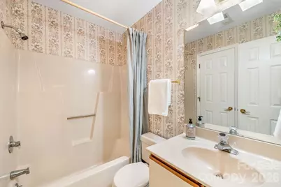 2604 Vineyard Boulevard, Asheville, NC 28805 - Photo 23