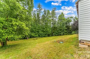 2610 Bear Creek Rd, Marshall, NC 28753 - Photo 21