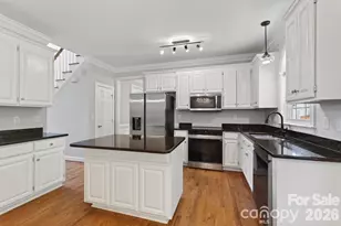 11005 Chilcomb Ct, Charlotte, NC 28262 - Photo 11
