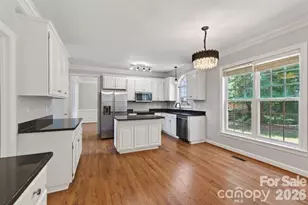 11005 Chilcomb Ct, Charlotte, NC 28262 - Photo 15