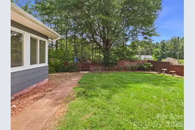 19 Pinecrest Court, Taylorsville, NC 28681 - Photo 7