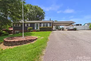 19 Pinecrest Ct, Taylorsville, NC 28681 - Photo 3
