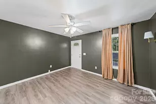 308 E 10th St, Oakboro, NC 28129 - Photo 13