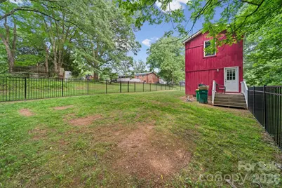 308 E 10th Street, Oakboro, NC 28129 - Photo 9