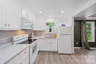 308 E 10th St, Oakboro, NC 28129 - Photo 23