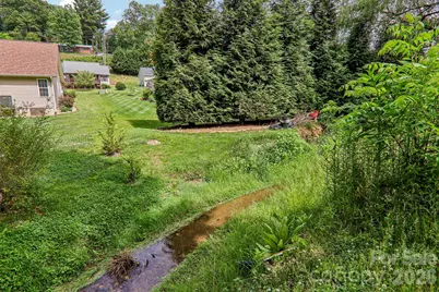 19 Dot Street, Clyde, NC 28721 - Photo 27
