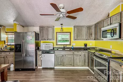 19 Dot Street, Clyde, NC 28721 - Photo 9