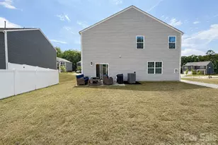 3646 Azalea Rdg Dr, Mount Holly, NC 28120 - Photo 3