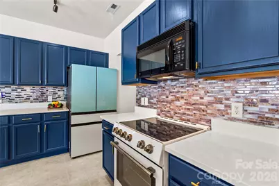11148 Heritage Green Drive, Cornelius, NC 28031 - Photo 15