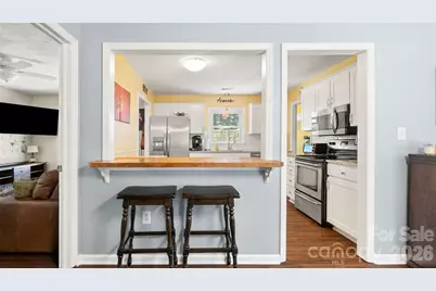 9126 Essen Lane, Charlotte, NC 28210 - Photo 11