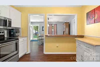 9126 Essen Lane, Charlotte, NC 28210 - Photo 13