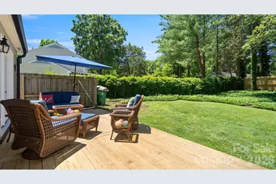 9126 Essen Lane, Charlotte, NC 28210 - Photo 5