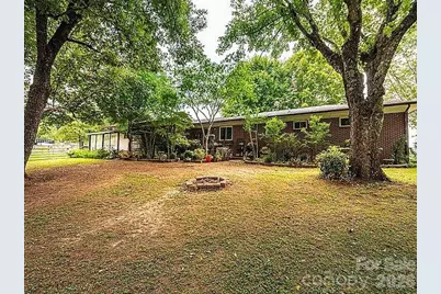 2089 Connelly Springs Road, Lenoir, NC 28645 - Photo 5