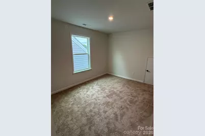 18019 Wilbanks Drive, Charlotte, NC 28278 - Photo 17