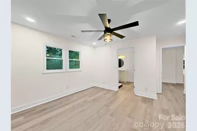 218 Palmer Street NW, Lenoir, NC 28645 - Photo 9