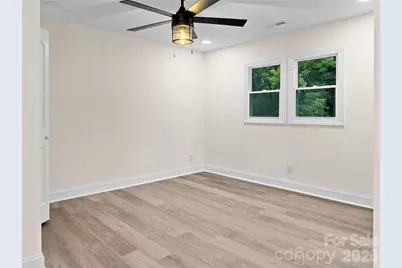 218 Palmer Street NW, Lenoir, NC 28645 - Photo 7