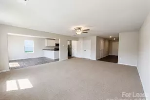 5044 Wolfridge Ave, Charlotte, NC 28214 - Photo 7