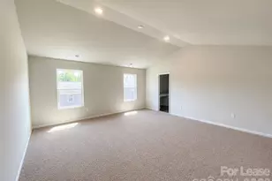 5044 Wolfridge Ave, Charlotte, NC 28214 - Photo 5