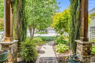 74 Foxtail Ct, Hendersonville, NC 28792 - Photo 5
