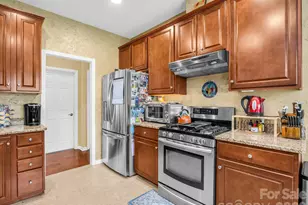 74 Foxtail Ct, Hendersonville, NC 28792 - Photo 19