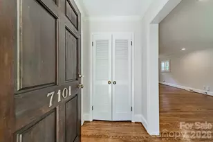 7101 Sherbourne Dr, Charlotte, NC 28210 - Photo 3