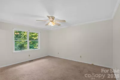 709 Forest Ridge Drive, Hendersonville, NC 28791 - Photo 21