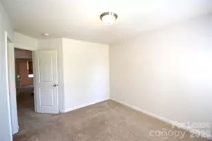 843 Plaza Walk Dr, Charlotte, NC 28215 - Photo 17
