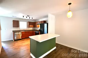 843 Plaza Walk Dr, Charlotte, NC 28215 - Photo 33