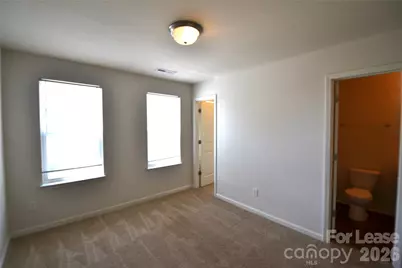 843 Plaza Walk Drive, Charlotte, NC 28215 - Photo 15