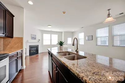 18448 West Catawba Avenue, Cornelius, NC 28031 - Photo 7