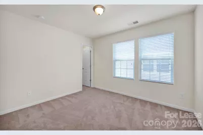 18448 West Catawba Avenue, Cornelius, NC 28031 - Photo 25