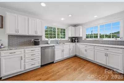 3526 16th Street NE, Hickory, NC 28601 - Photo 13