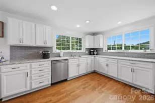 3526 16th St NE, Hickory, NC 28601 - Photo 13
